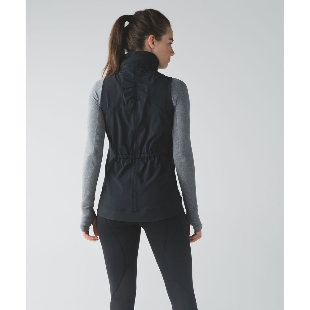 Lululemon Go The Distance Vest Black Running Hooded Cinched Back Sz 6